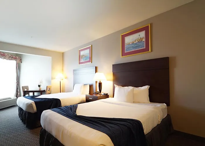 Bayvue Hotel, Resort & Suites